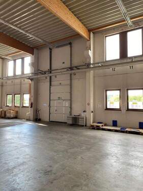 Bild 4 - Halle in Serba zur Miete