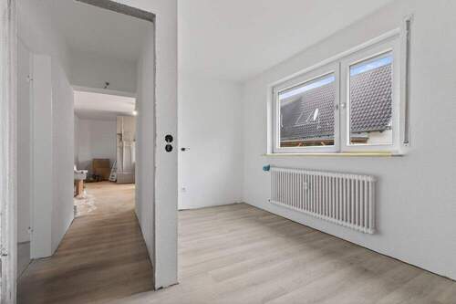 Zimmer 1 - Etagenwohnung mit 83,00 m&sup2; in Karlsruhe / Neureut zur Miete