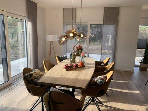 Bild 6 - Mehrfamilienhaus, Wohnhaus mit 205,00 m&sup2; in Chemnitz zum Kaufen