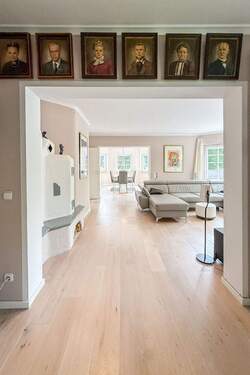 Bibliothek am Wohnzimmer - 