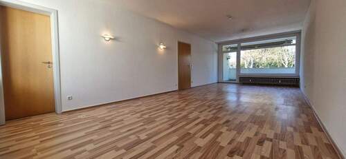 Im Wohnzimmer.jpg - HIER WERDEN SIE SICH WOHLFÜHLEN !