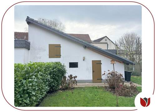 Gemauert: angrenzender Schuppen - 