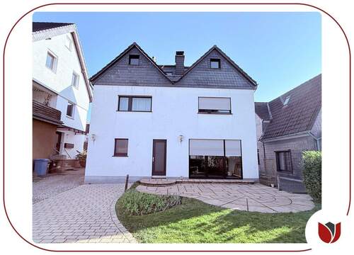 Süd-West-Terrasse direkt am Wohnzimmer - 5 Zimmer Einfamilienhaus in Leichlingen