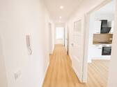 Bild 2 - 4 Zimmer Etagenwohnung zur Miete in Stralsund
