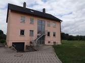 Aussenansicht - 8 Zimmer Mehrfamilienhaus, Wohnhaus zur Miete in Sulzbach-Rosenberg