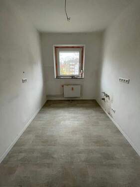 Küche - 4 Zimmer Etagenwohnung zur Miete in Erlangen