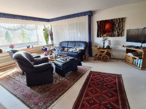 Wohnzimmer - 5 Zimmer Einfamilienhaus in Heidenheim an der Brenz