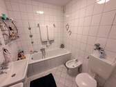 15 Badezimmer mit Badewanne - 