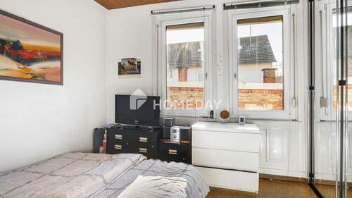 Haus 3 2. OG Schlafzimmer 1 - 