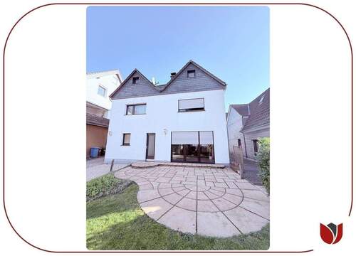 Süd-West-Terrasse mit Blick in den Garten - Einfamilienhaus mit 163,50 m&sup2; in Leichlingen zum Kaufen