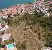 Grundstück mit Meerblick auf Ciovo - Perfekte Lage nahe Trogir