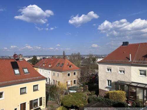 Blick aus dem Dachgeschoss - Reihenhaus in Räcknit - 