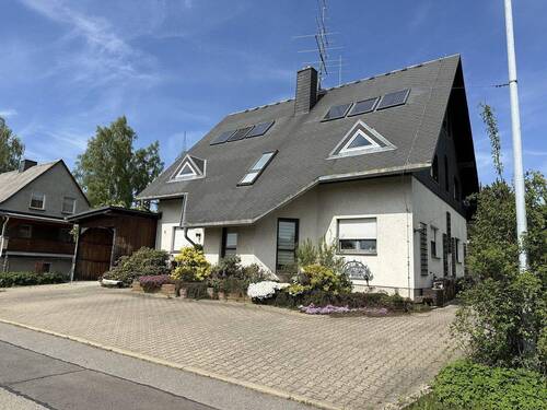Bild 2 - 1 Zimmer Mehrfamilienhaus, Wohnhaus zum Kaufen in Zwönitz