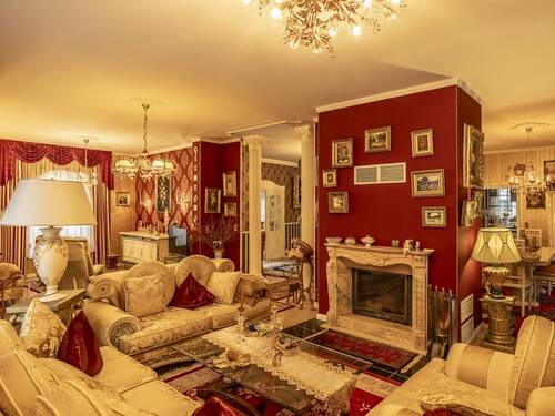 Wohnzimmer mit Kamin - 