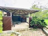 Offener Pavillon im Garten - 