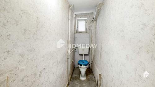 1. OG Toilette - 