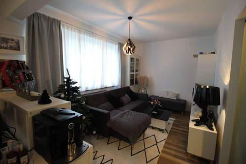 Wohnzimmer.ebenso - 2 Zimmer Etagenwohnung in Düsseldorf