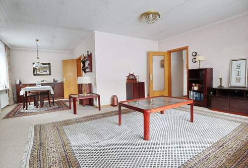 Wohn- u. Essbereich - 