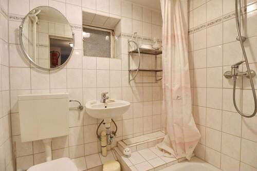 Duschbad im Kellergeschoss - 