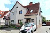 DHH mit Carport ... - 