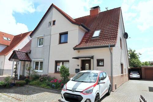 DHH mit Carport ... - 