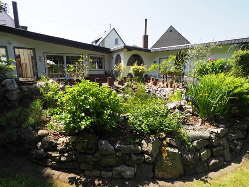 Rückansicht - 1 Zimmer Mehrfamilienhaus, Wohnhaus zum Kaufen in Wirscheid