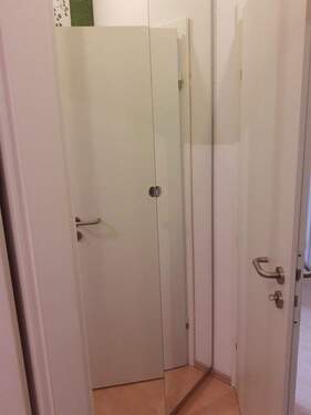 Einbauschrank im Zwischenflur - 