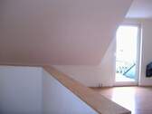 Große Wohnung oben - 