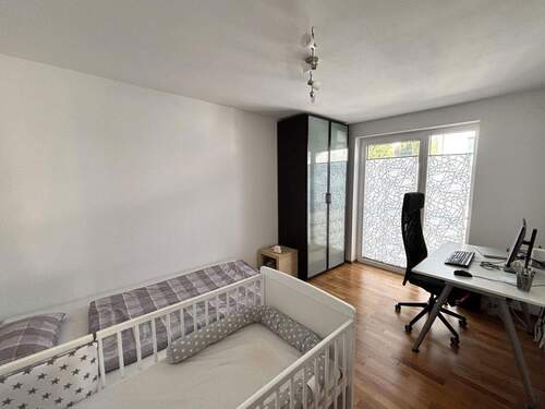 Kinder-/Arbeitszimmer - 