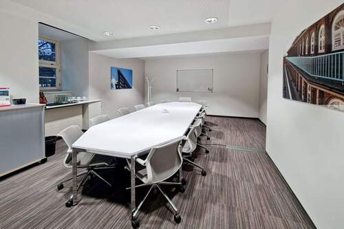 Property Image 5 - 