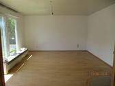 Wohn-/Esszimmer - 