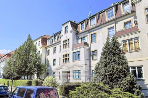 Objektansicht - 3-Raum-Wohnung mit Balkon u. moderner Ausstattung im historischen Altbau!