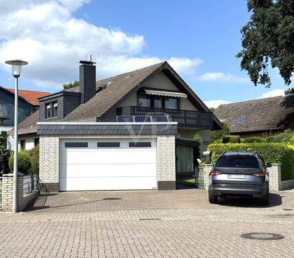 Titelbild o. Balken - 6 Zimmer Mehrfamilienhaus, Wohnhaus zum Kaufen in Celle