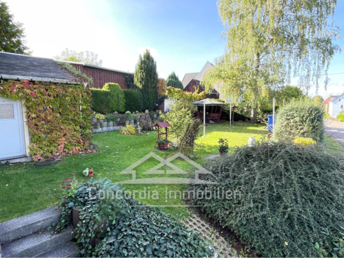 Garten mit Sitzecke - Mehrfamilienhaus, Wohnhaus mit 149,00 m² in Oberschöna zum Kaufen