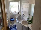 Bad mit Wanne - 