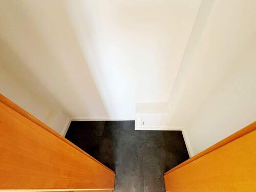 Abstellraum an der Küche - 