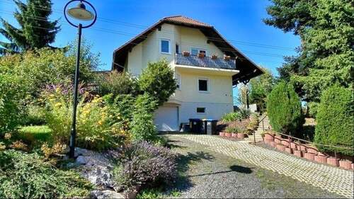 Frontansicht - Dem Neubau ganz nah! - 325.000,00 EUR Kaufpreis, ca.  186,00 m² Wohnfläche