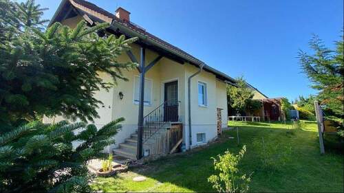 Seitenansicht - Einfamilienhaus mit 186,00 m² in Herrnhut zum Kaufen