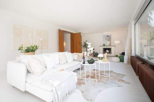 Wohnzimmer - Privates Refugium am Hengstbach - sanierungsbedürftiges Haus mit Perspektive