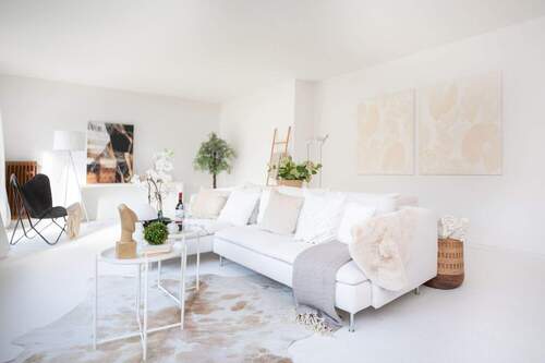 Wohnzimmer - 8 Zimmer Einfamilienhaus in Dreieich