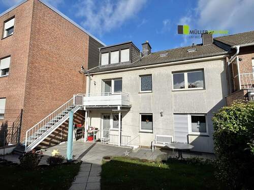 Rückansicht - 7 Zimmer Einfamilienhaus in Eschweiler / Dürwiß