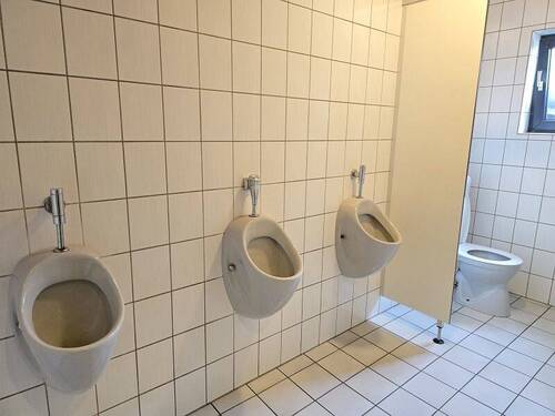 Herrentoilette 2 - 