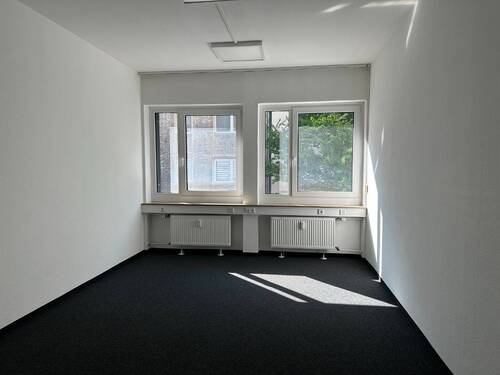 Bürofläche 1. Etage 27 qm - Büroraum Arbeitsplätze im Coworking Space am Jahnplatz von Bielefeld - All-in-Miete