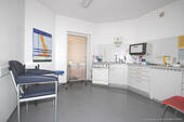 Behandlung/Büro - 
