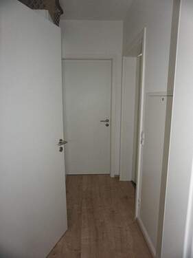Flur zum Schlafzimmer und Bad - 