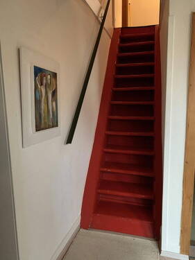 Treppe zum OG - Bauernhaus, Landhaus mit 130,00 m² in Büdingen-Eckartshausen zum Kaufen