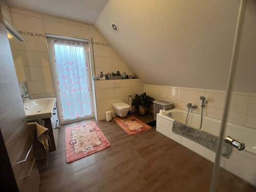 MasterBad - Einfamilienhaus mit 107,00 m&sup2; in Halle zum Kaufen