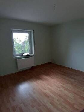 Bild 1 Wohnzimmer - 3 Zimmer Etagenwohnung in Erlangen