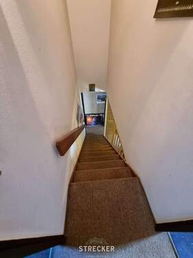 Aufgang zum DG - 
