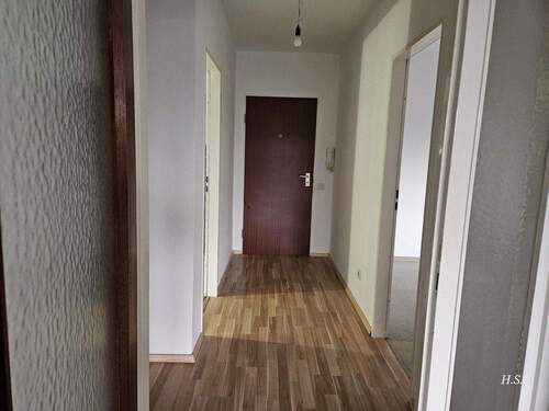 Flur - 2 Zimmer Etagenwohnung zur Miete in Harrislee
